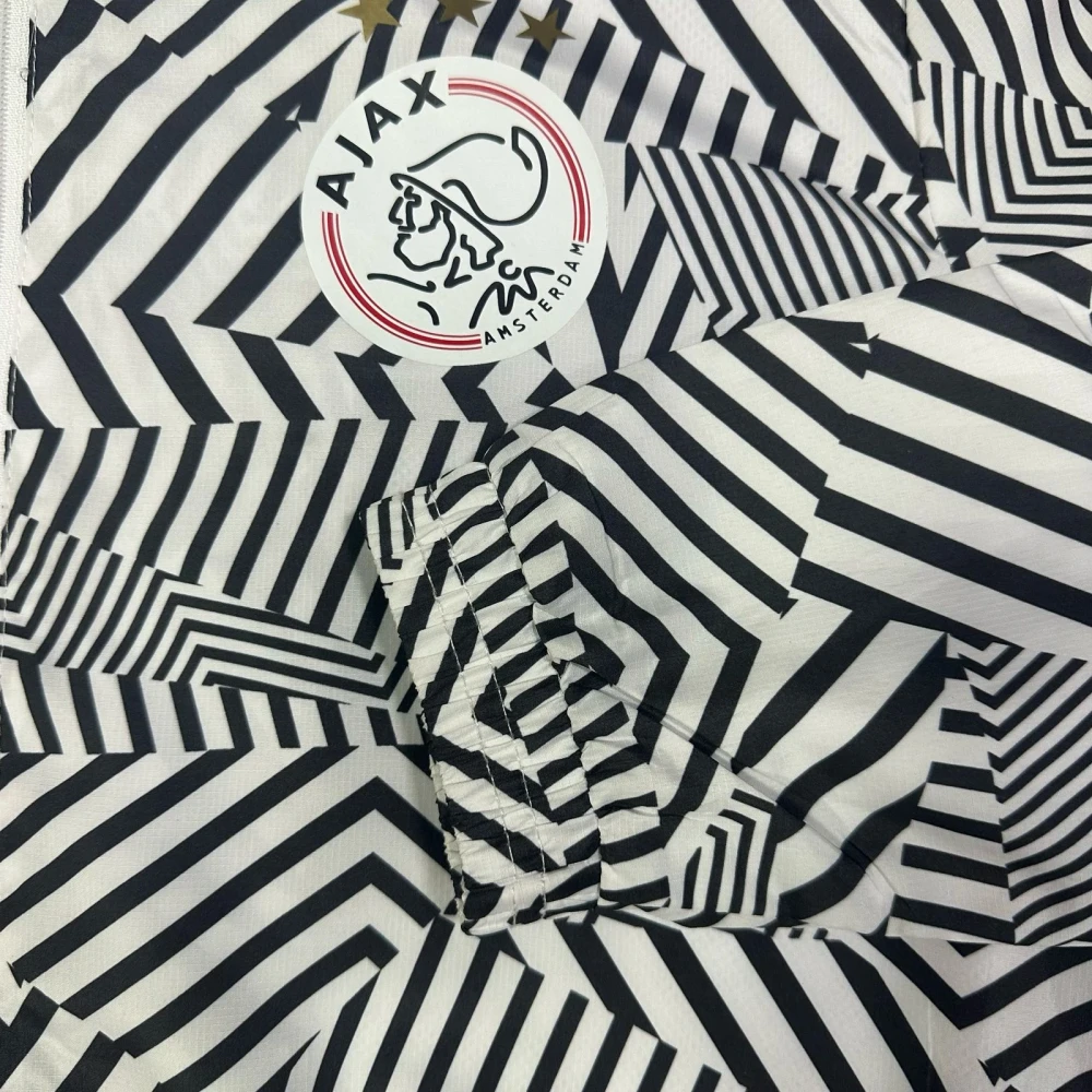 Ветровка Ajax white #2