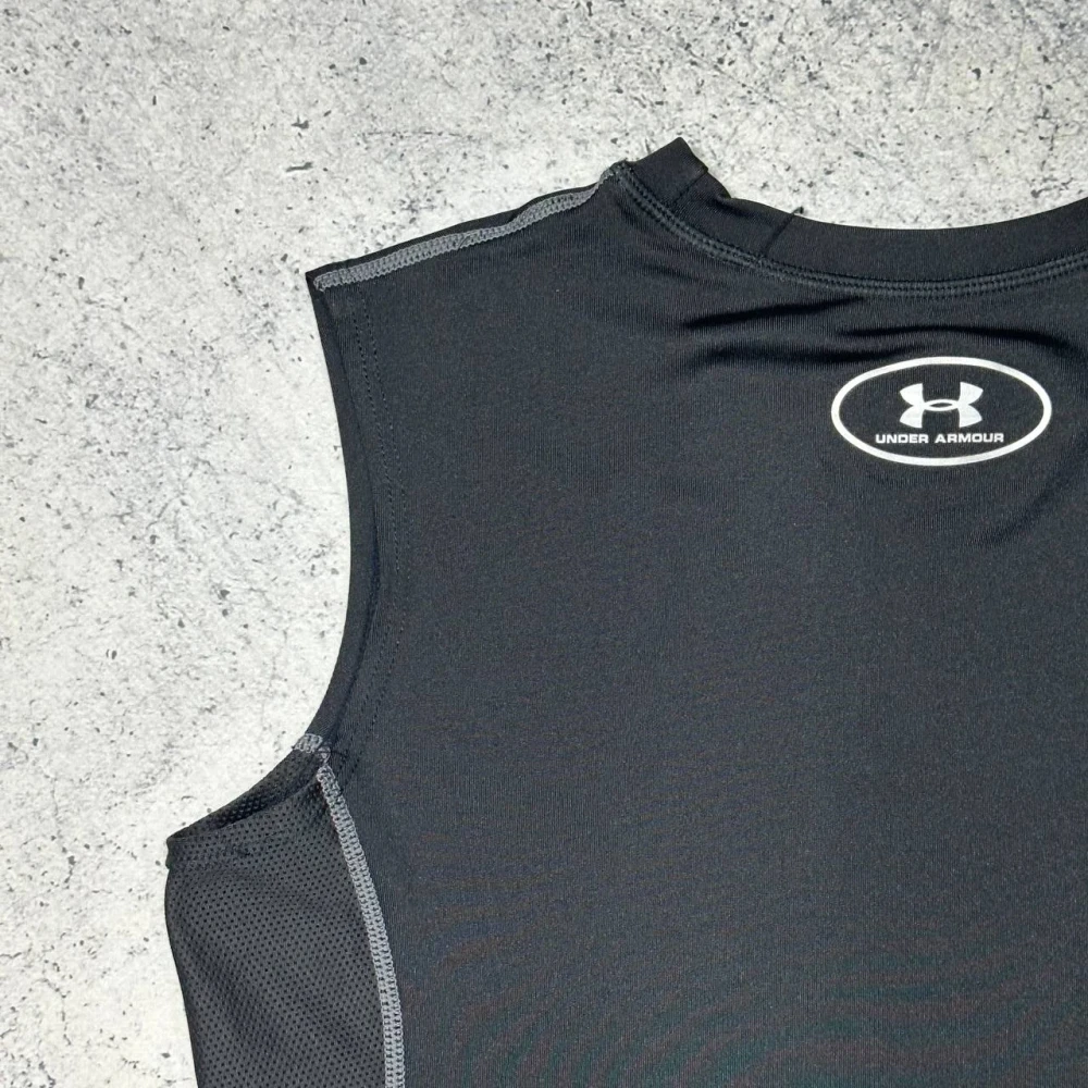 Термо футболка Under Armour SL black #6