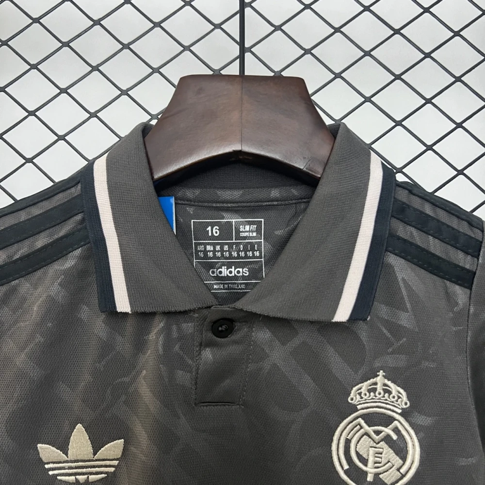 Детская футбольная форма Real Madrid Third 24/25 grey #3