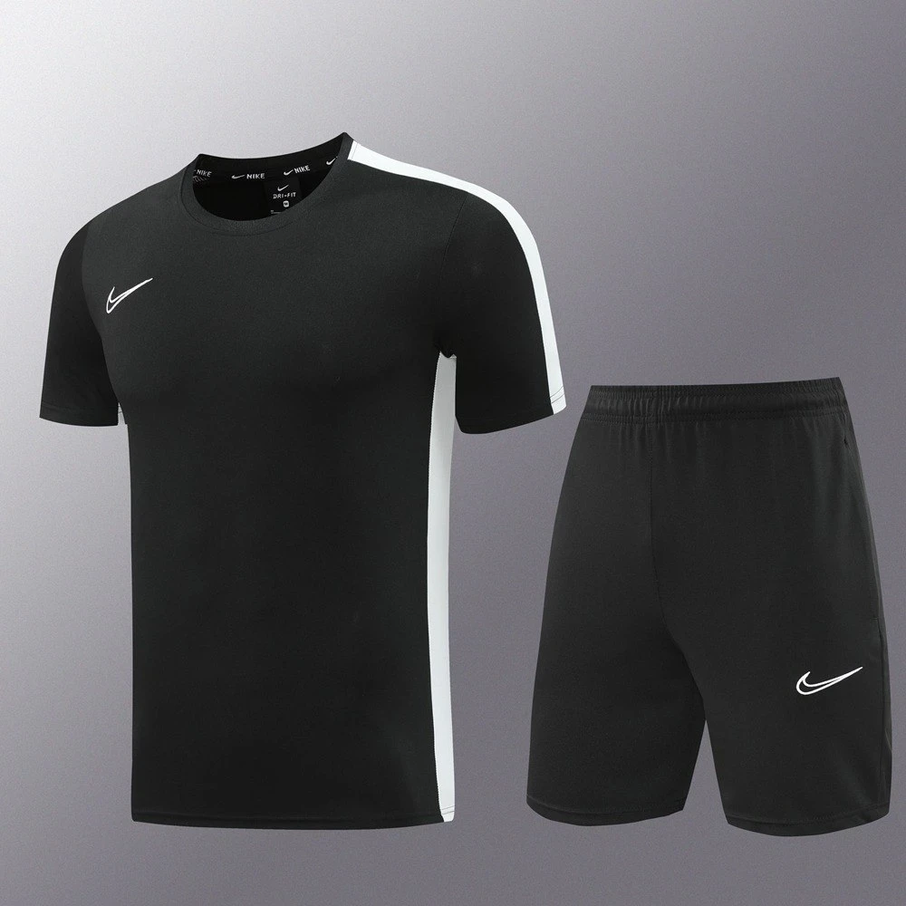 Футбольная форма Nike black/white #1