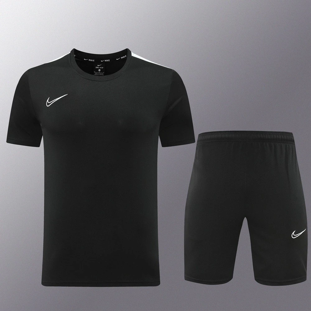 Футбольная форма Nike black/white #2