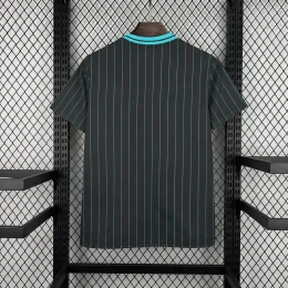 Футболка Liverpool Terrace Icons black #2